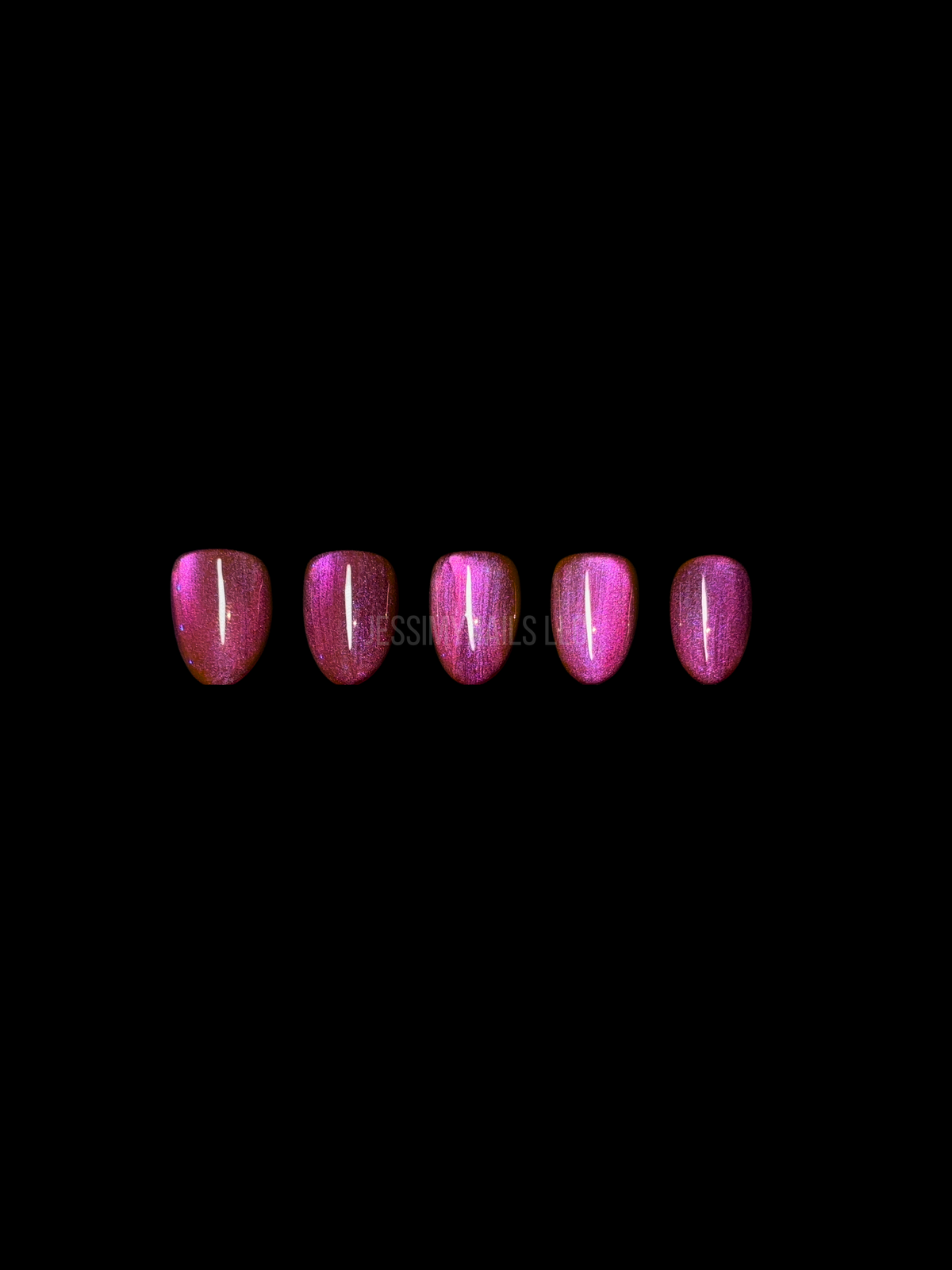 Rose Petal Cat eye Press-on Nail Kit